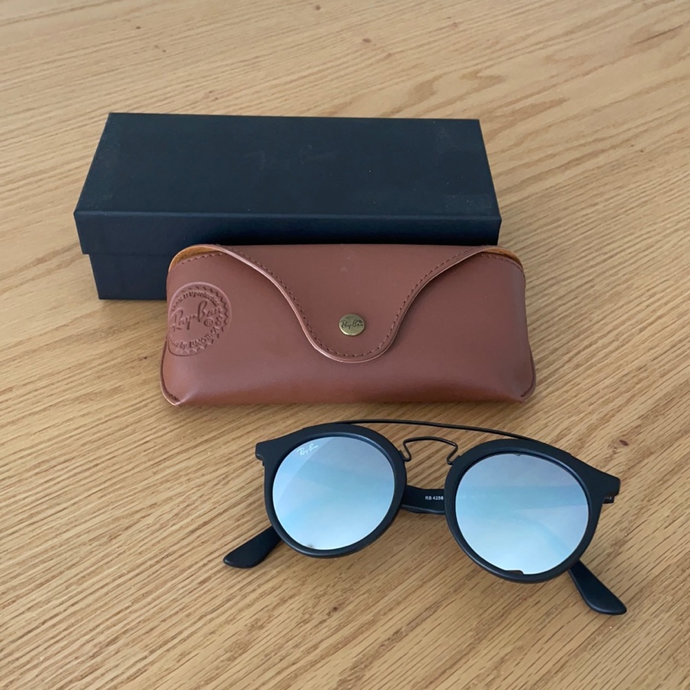 Ray-Ban mirror lens sunglasses